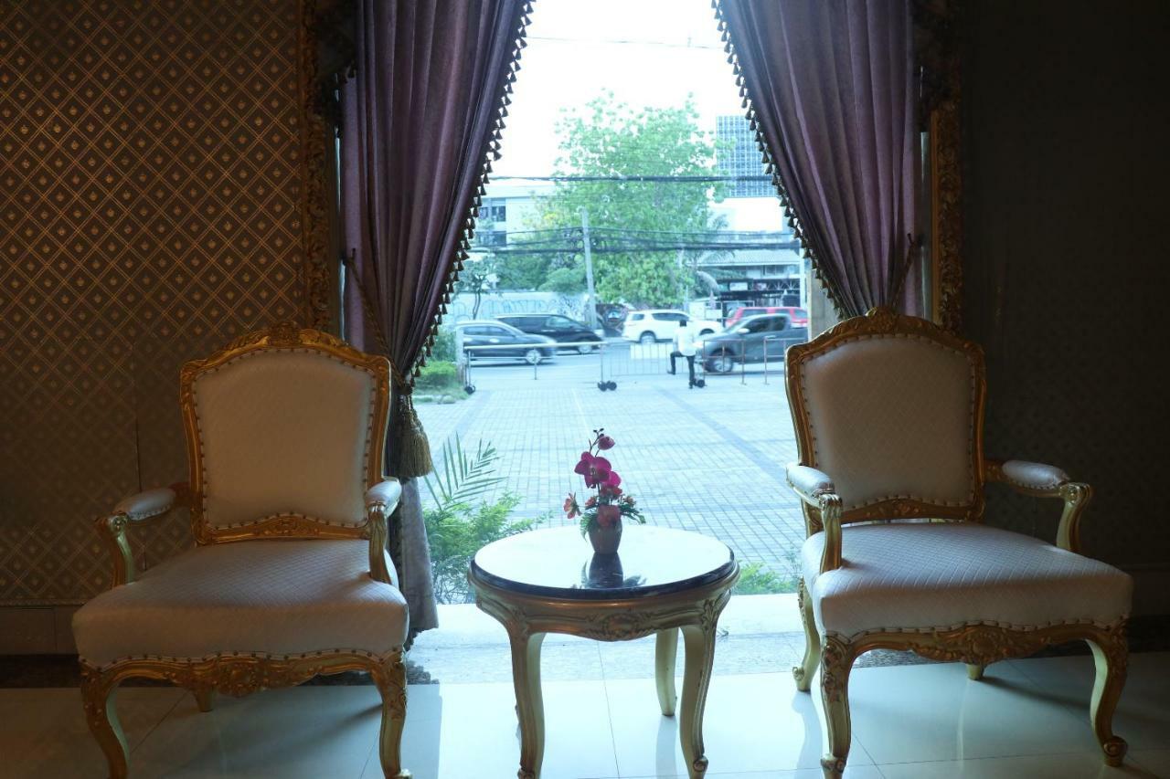 Adriatic Palace Bangkok Exteriör bild